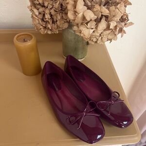 CIDER maroon shiny ballet flat size 10